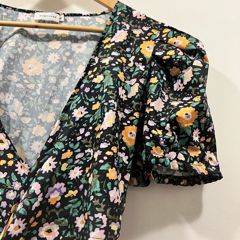 AVANTLOOK Floral Puff-Sleeve Dress - Picture 6 of 10